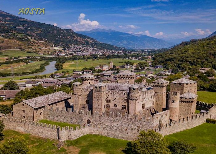 Castello di Fènis Aosta