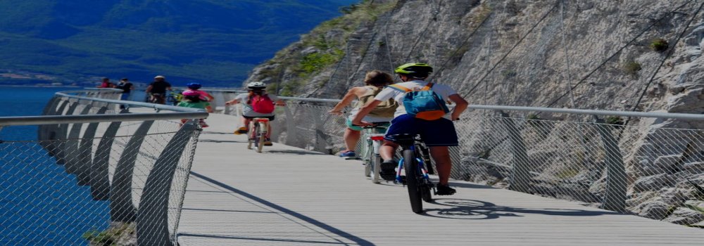 La pista ciclabile sul lago di Garda con bambini | FamilyGO