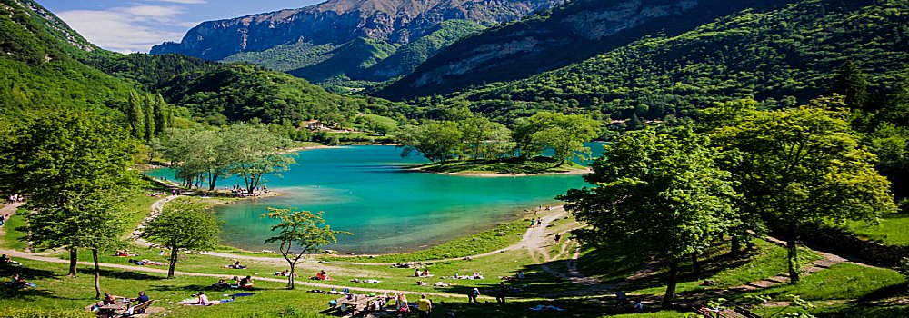Lago di Tenno: cosa fare e come arrivare in questo paradiso del Trentino
